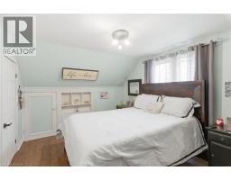 272 GREY Street - 18