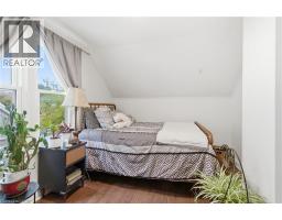 272 GREY Street - 20