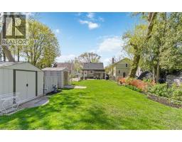 272 GREY Street - 25