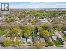 272 GREY Street - 30