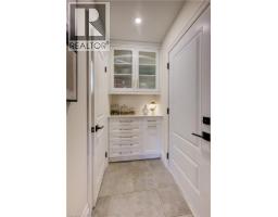 191 JOHN Street W - 13