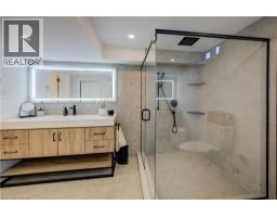 191 JOHN Street W - 41