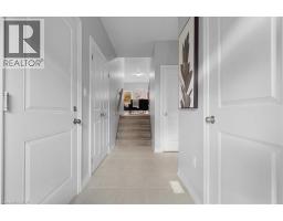 324 EQUESTRIAN Way UnitNo. 28 - 4