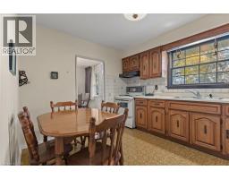 30 THORNRIDGE Crescent - 11