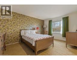 30 THORNRIDGE Crescent - 18