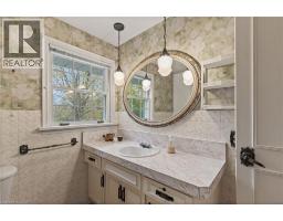 30 THORNRIDGE Crescent - 25