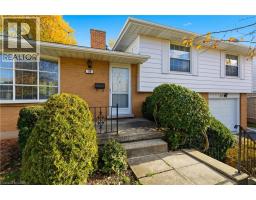 30 THORNRIDGE Crescent - 4