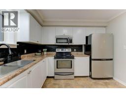 51 SHIELDS Street - 19