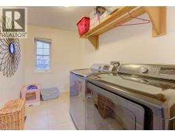 51 SHIELDS Street - 32