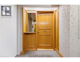 6 WILLOW Street UnitNo. 1106 - 6