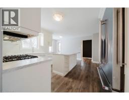 7 CAMPBELL Place - 11