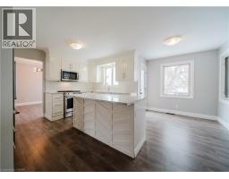 7 CAMPBELL Place - 12