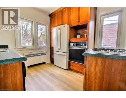 324 WELLINGTON Street N - 10