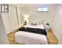 324 WELLINGTON Street N - 15