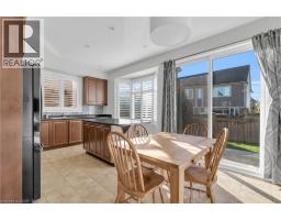 36 BEATTIE Crescent - 12