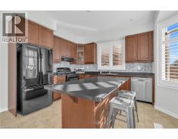 36 BEATTIE Crescent - 13