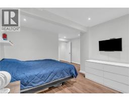 36 BEATTIE Crescent - 39