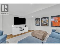 36 BEATTIE Crescent - 41