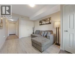 70 WILLOWRUN Drive UnitNo. E7 - 10