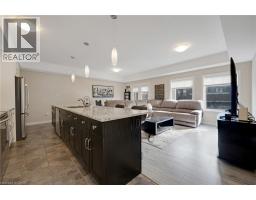 70 WILLOWRUN Drive UnitNo. E7 - 17