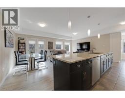 70 WILLOWRUN Drive UnitNo. E7 - 18