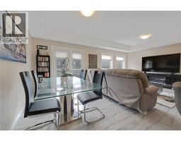 70 WILLOWRUN Drive UnitNo. E7 - 22