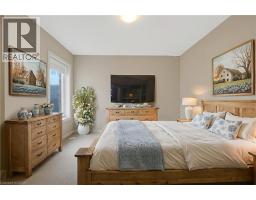 70 WILLOWRUN Drive UnitNo. E7 - 33