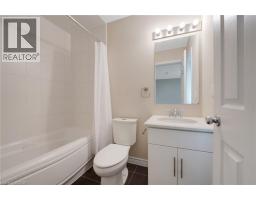 70 WILLOWRUN Drive UnitNo. E7 - 37