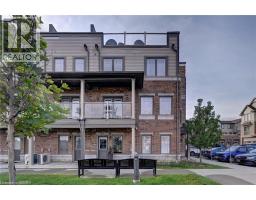 70 WILLOWRUN Drive UnitNo. E7 - 5