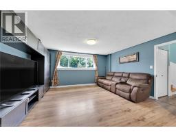 47 WINNETT Street N - 21