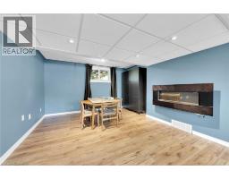 47 WINNETT Street N - 23