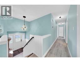 47 WINNETT Street N - 3