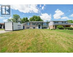 47 WINNETT Street N - 44