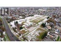 156 NORTHVIEW HEIGHTS Drive - 33