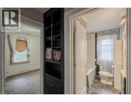 373 COLLEGE Avenue - 22