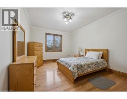 35 CHARING Cross - 16