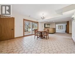 35 CHARING Cross - 18