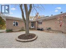 35 CHARING Cross - 25