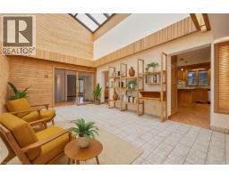 35 CHARING Cross - 3