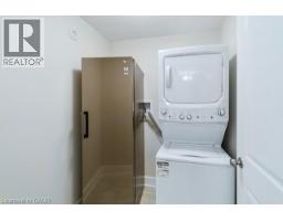 8 HARLEQUIN Court - 9