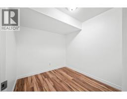 10 FOXGLOVE Crescent UnitNo. 18 - 18