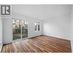 10 FOXGLOVE Crescent UnitNo. 18 - 9