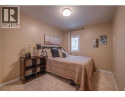 385 WESTMEADOW Drive - 14