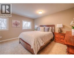 385 WESTMEADOW Drive - 17