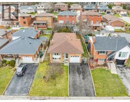 125 STONYBURN Crescent - 2
