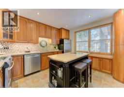 67 INWOOD Crescent - 12