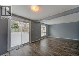 502 MISTY Crescent - 8