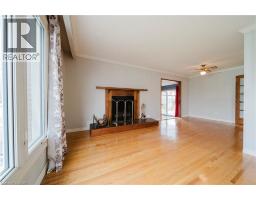 1209 VALENTINE Drive - 4