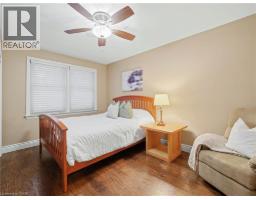 145 GLENFOREST Road - 14