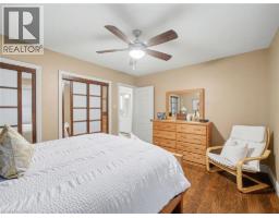 145 GLENFOREST Road - 16